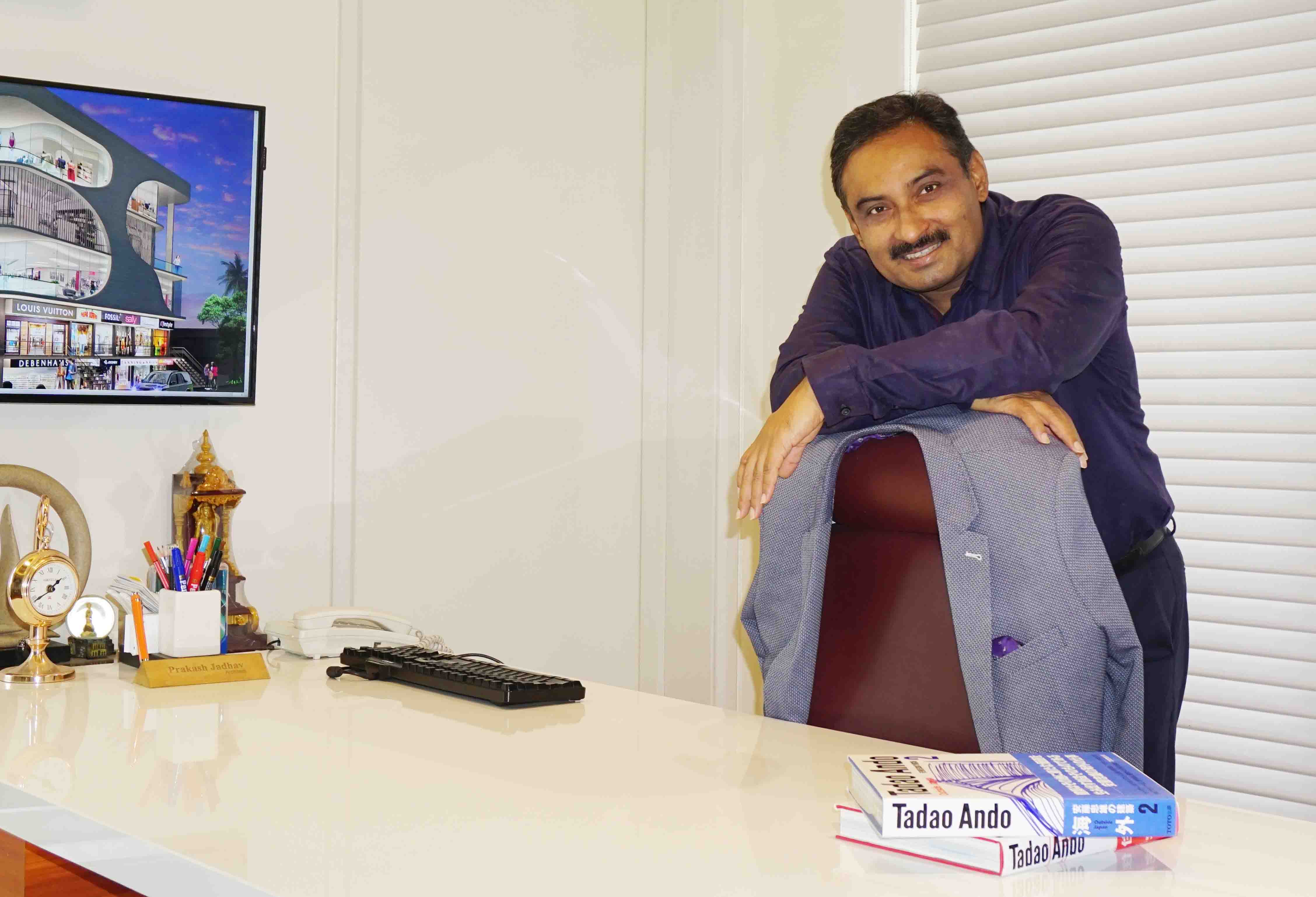 Ar. Prakash Jadhav